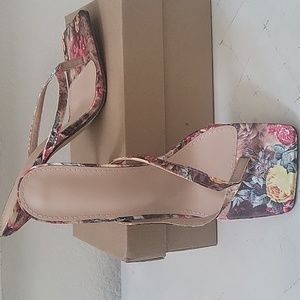 Flower Heeled Sandals